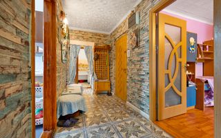 3 camere, 3 balcoane, etaj 3 - Poză 9
