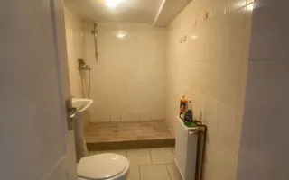 SPATIU COMERCIAL CU MULTIPLE DESTINATII CENTRAL - Poză 42