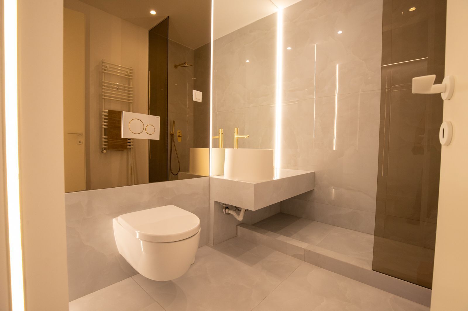 Apartament 3 camere de inchiriat parcare inclusa | Cortina North - Poză 7