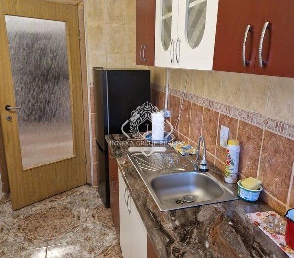 Garsoniera decomandata cf.1 mobilata/utilata bloc 1990 - Mall Vitan - Poză 6