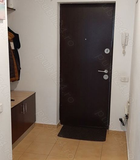 inchiriez apartament 3 camere ,loc parcare - Poză 8