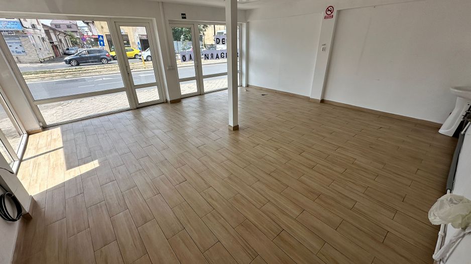 Spatiu Stradal 38mp Calea Rahovei Viilor Progresului Jumbo Mall Birou - Poză 8