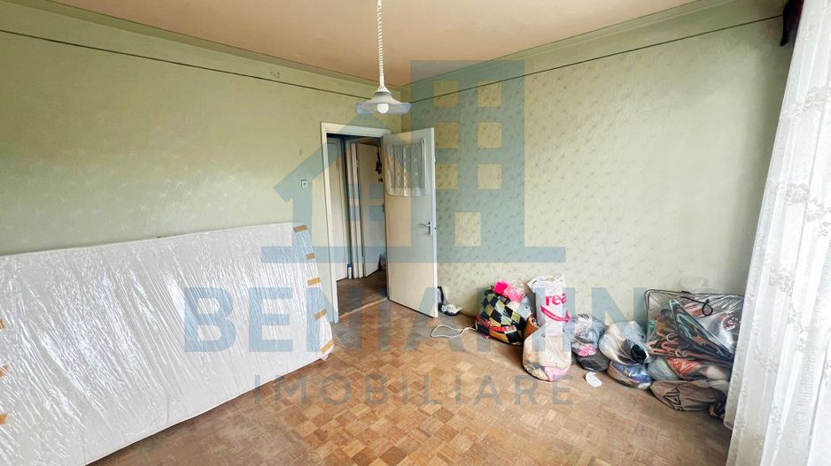 Apartament-2 Camere-48mp-CT- Etajul 2-Izolat-Bulevardul Saturn-Brasov - Poză 1