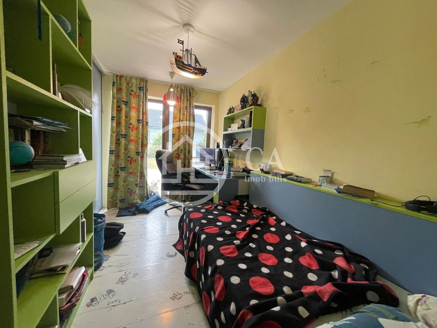 Casa de inchiriat cu 5 camere  in zona Nufaru, Oradea. - Poză 7
