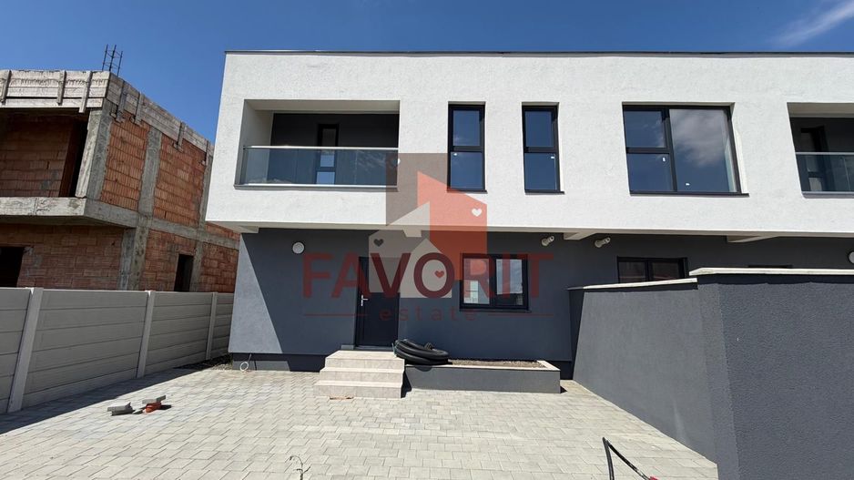 Duplex | COMISION 0 | Curte amenajata | Toate utilitatile | 3 Bai | - Poză 2