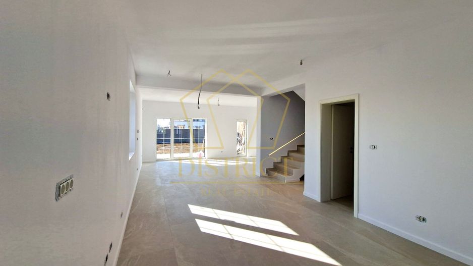 Duplex superb cu 4 camere si dressing | Mosnita Veche | Lidl - Poză 6