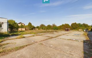 Spațiu industrial cu platformă betonată și teren - Poză 11