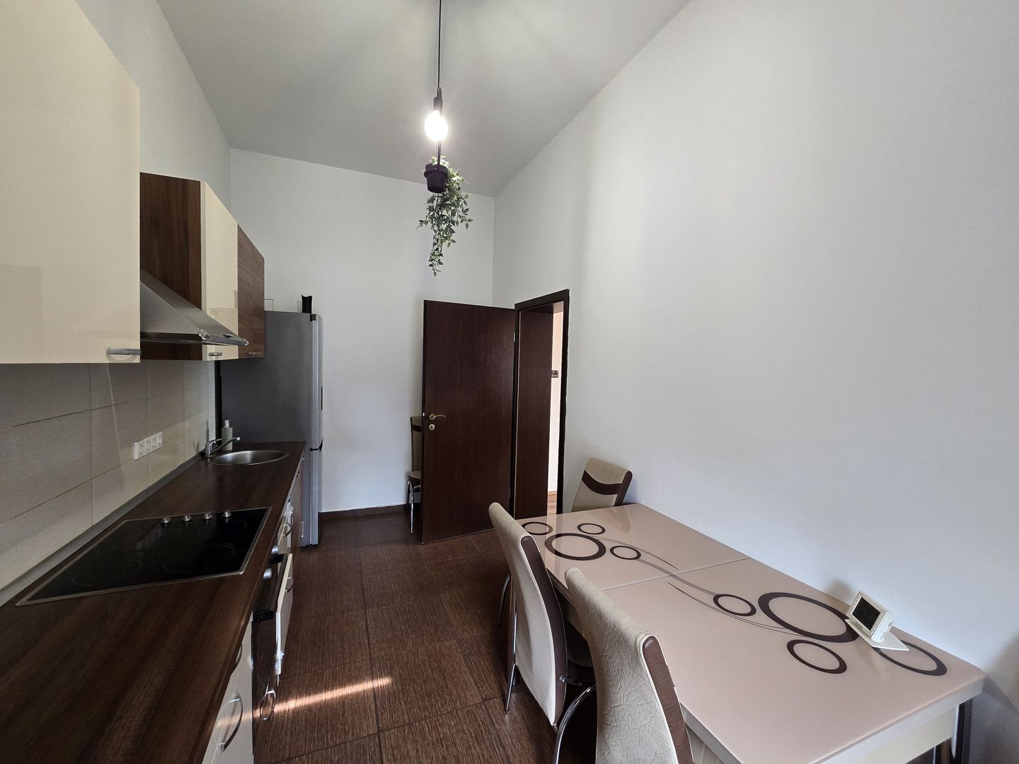 Apartament 2 camere, Dumbravita, Loc de parcare inscris in CF, Mobilat si Utilat - Poză 6