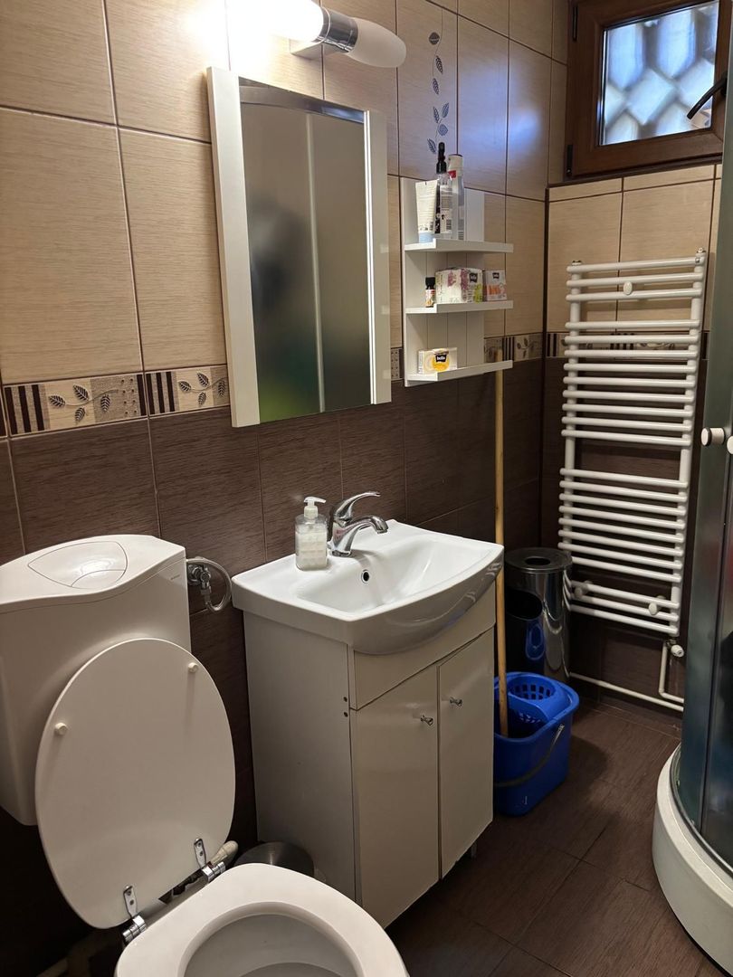 Spatiu comercial  55 mp. zona 7 Noiembrie langă Piată - Poză 9