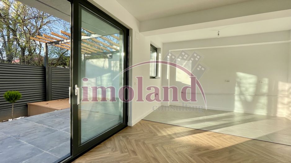 Vanzare Vila 250 mp 6 camere 4 bai, finisaje premium | Iancu Nicolae - Poză 3