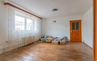 Casă individuală de renovare în Bod, Brașov - Poză 9