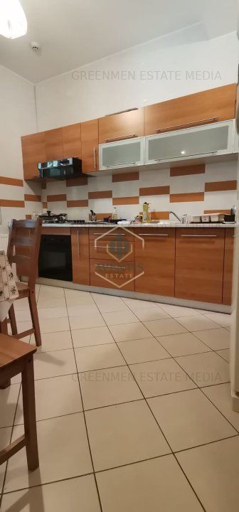 Inchiriere apartament 3 camere in vila, semidecomandat - Poză 12