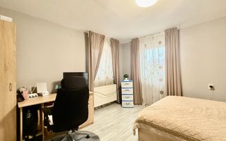 Vanzare 3 case + Teren 1400 mp-Garaj auto -zona Bontida - Poză 9