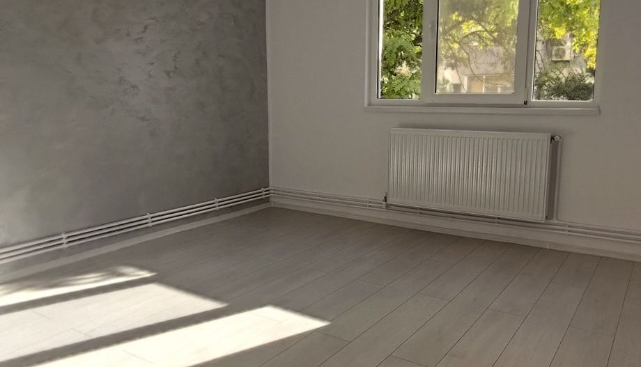 Apartament 2 camere, decomandat, renovat complet – Zona Tomis Nord - Poză 3