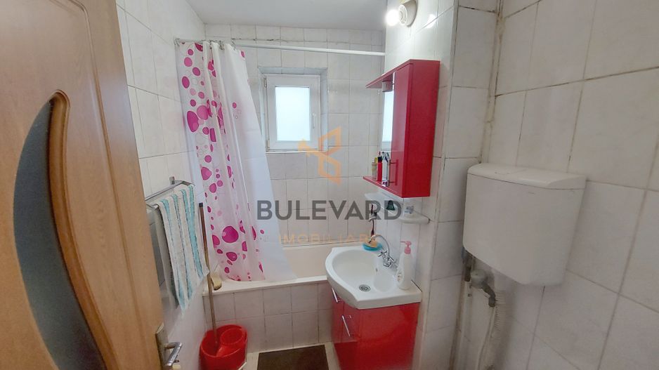 Apartament cu 2 camere,  52 mp,  zona strazii Peana! - Poză 4
