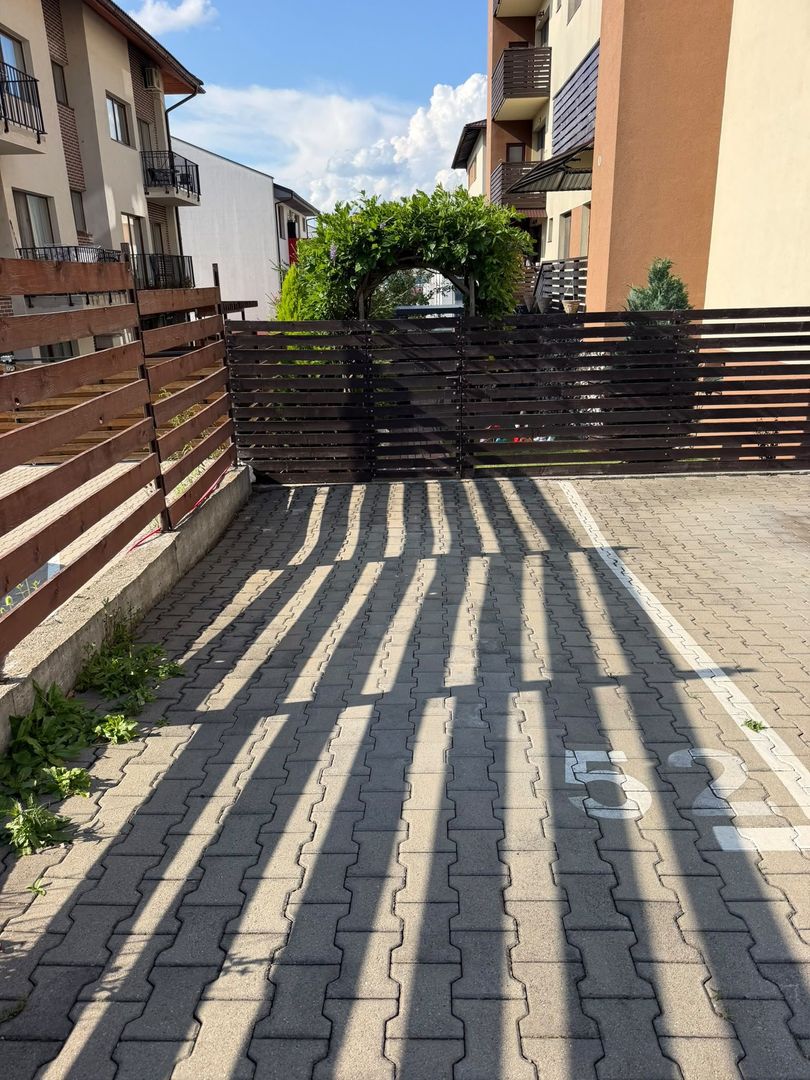 Apartament 3 camere, curte, boxa, parcare, Sub Cetate - Poză 48
