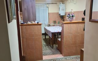 Apartament spatios cu 4 camere, 2 balcoane – Marghita, zona Penny - Poză 4