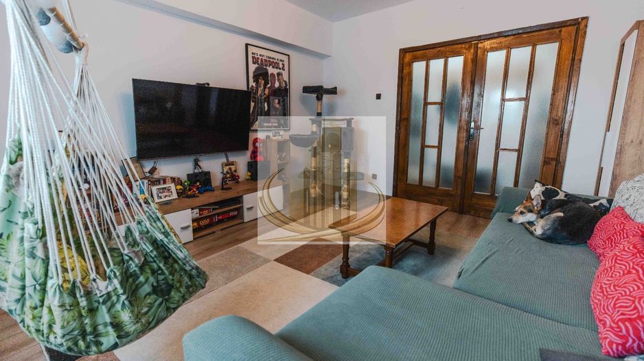 Apartament 4 camere Central 100mp 245000 euro - Poză 3