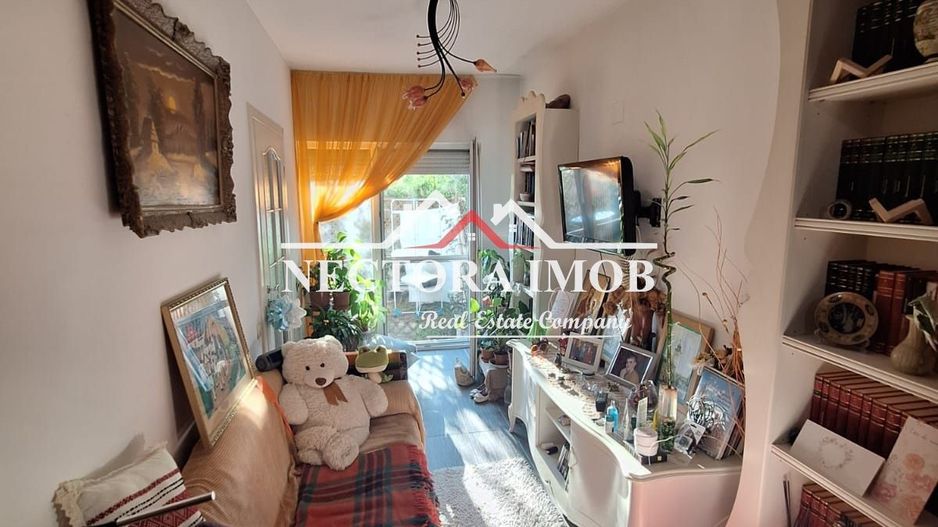 NECTORA IMOB-Apartament 2 camere Sanmartin, 40mp+20mp terasa, utilat - Poză 1