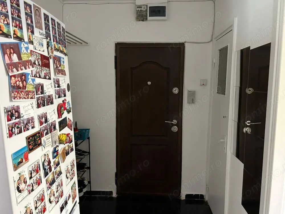 De vanzare apartament 3 camere Drumul Taberei - Poză 7