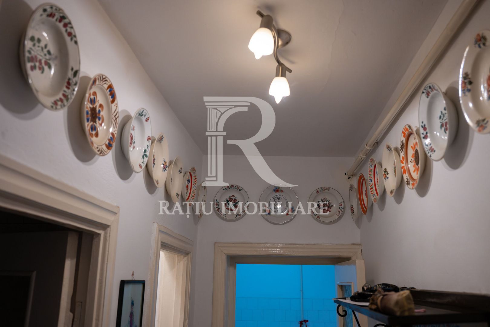 Apartament de colecție în centrul Marghitei | 4 camere | Garaj inclus - Poză 15