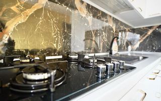 APARTAMENT MODERN 2 CAMERE IN CODLEA - - Poză 7