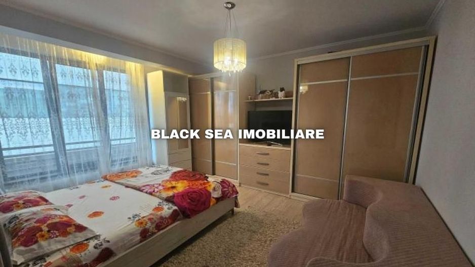 Vila P+1 de 3 camere, de inchiriat in Mamaia Nord - Termen Lung - Poză 4