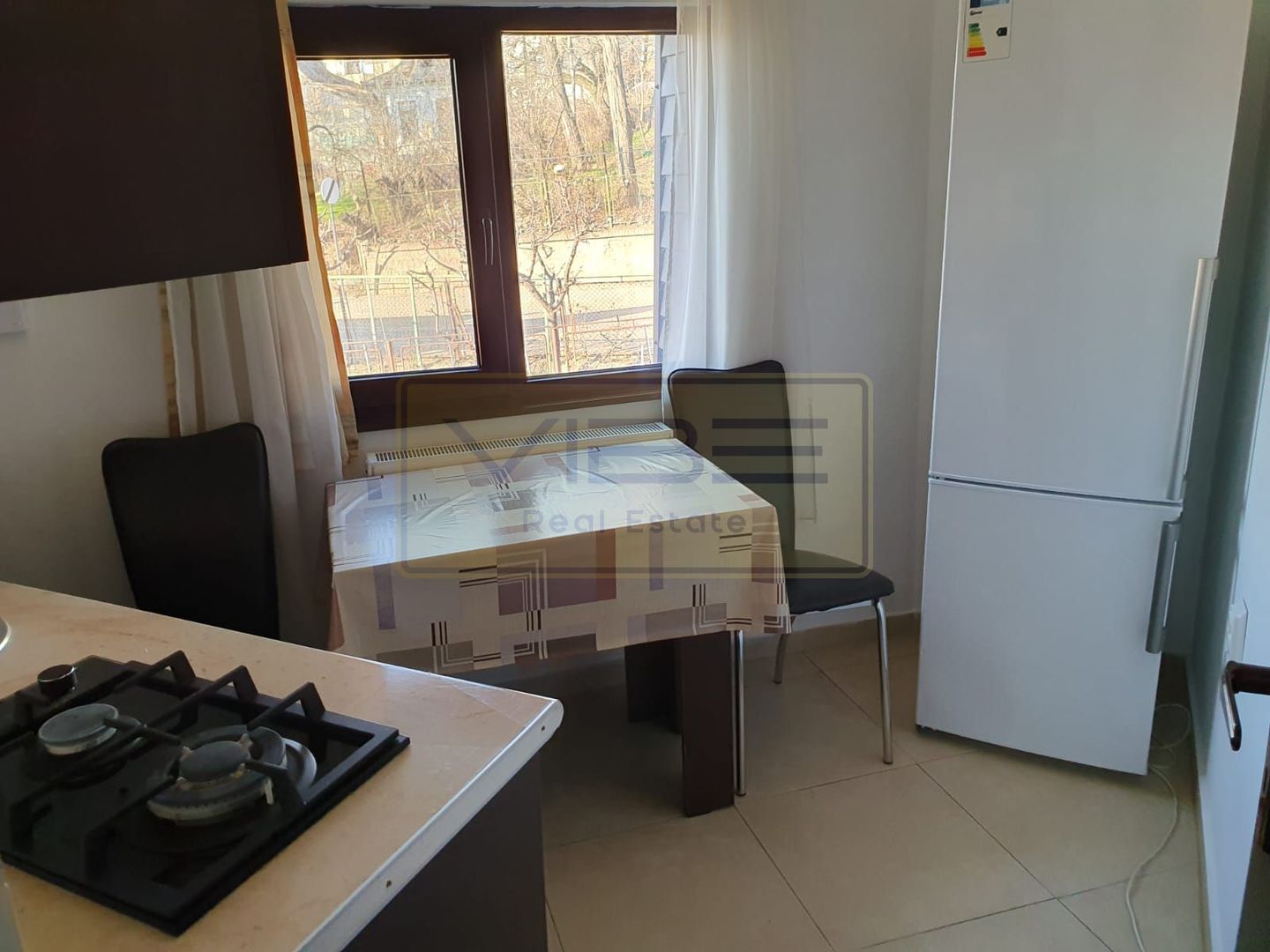 Copou- Apartament Decomandat - 5 min de Universitate !!! - Poză 3