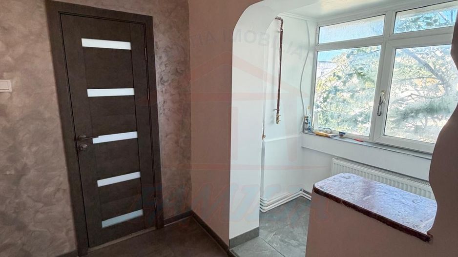 De vanzare apartment cu 1 camera in Galati, Ireg, renovat - Poză 3