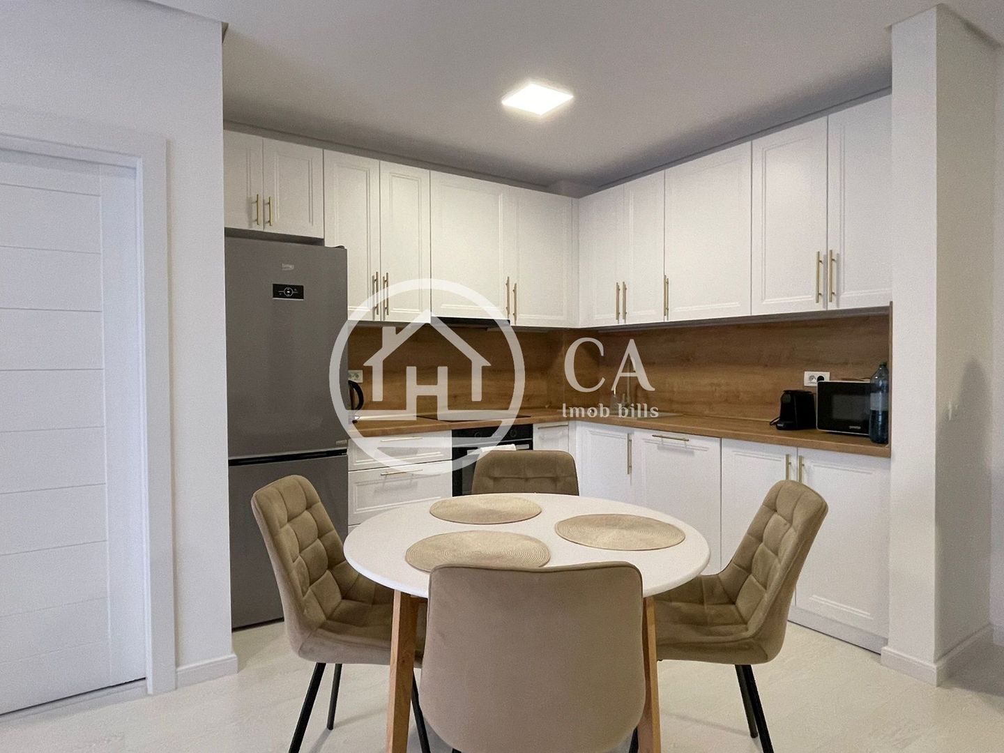 Apartament de închiriat cu 2 camere LUX  în WEST RESIDENCE, Oradea - Poză 5