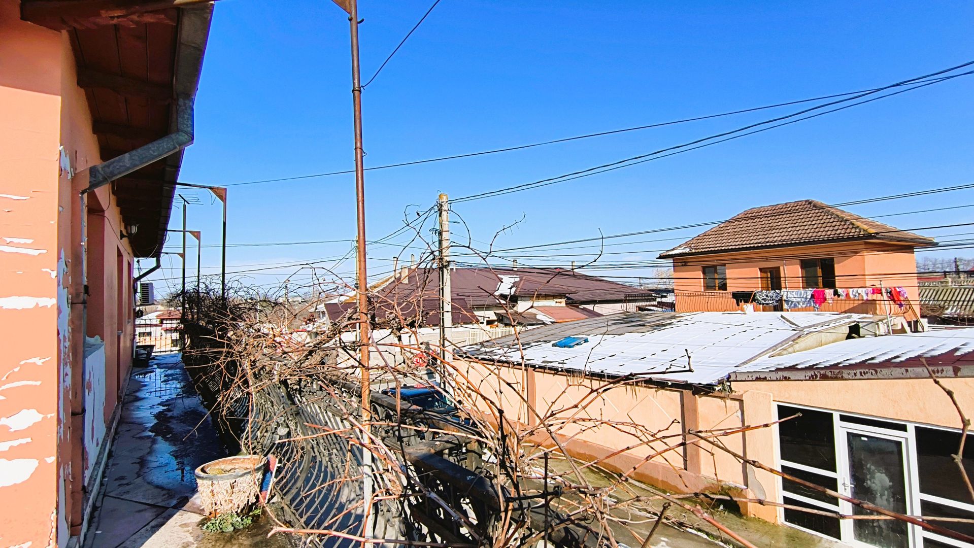 Medgidia | Casa P+1 | 5 camere spațioase, balcon, terasă și garaj - Poză 2