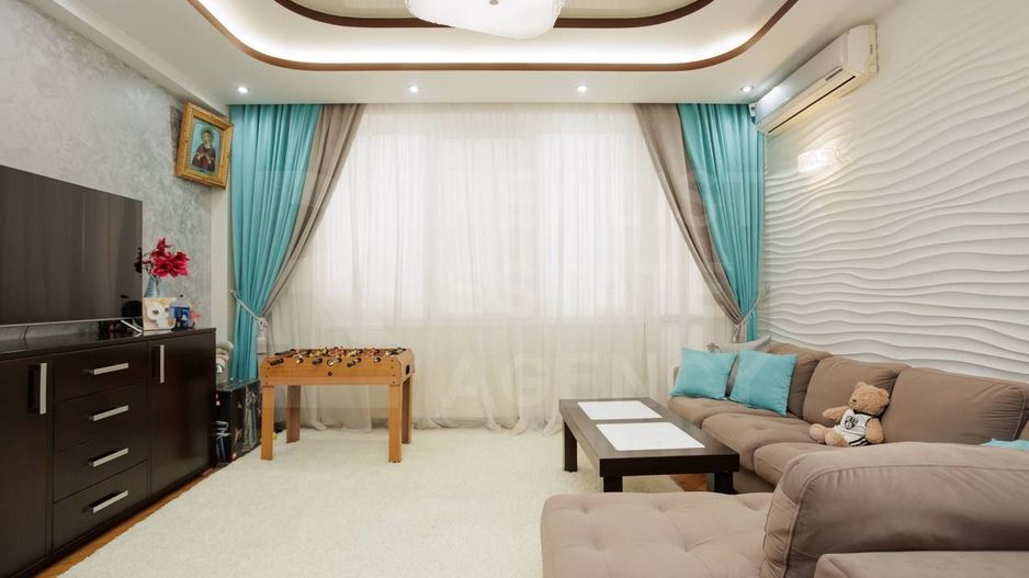 Vânzare, apartament 2 camere, living, bulevardul Traian, Botanica. - Poză 6