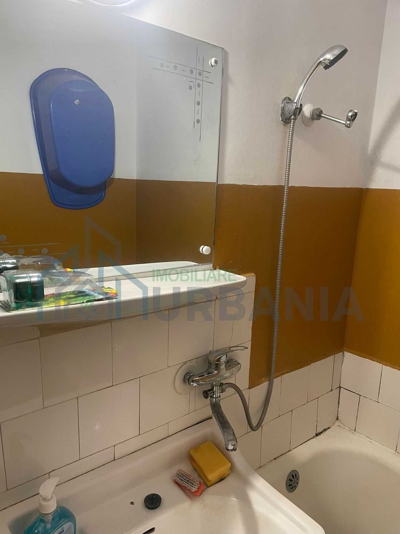 Inchiriez apartament 2 camere, zona Tatarasi - Vasile Lupu, bl. G2 - Poză 5