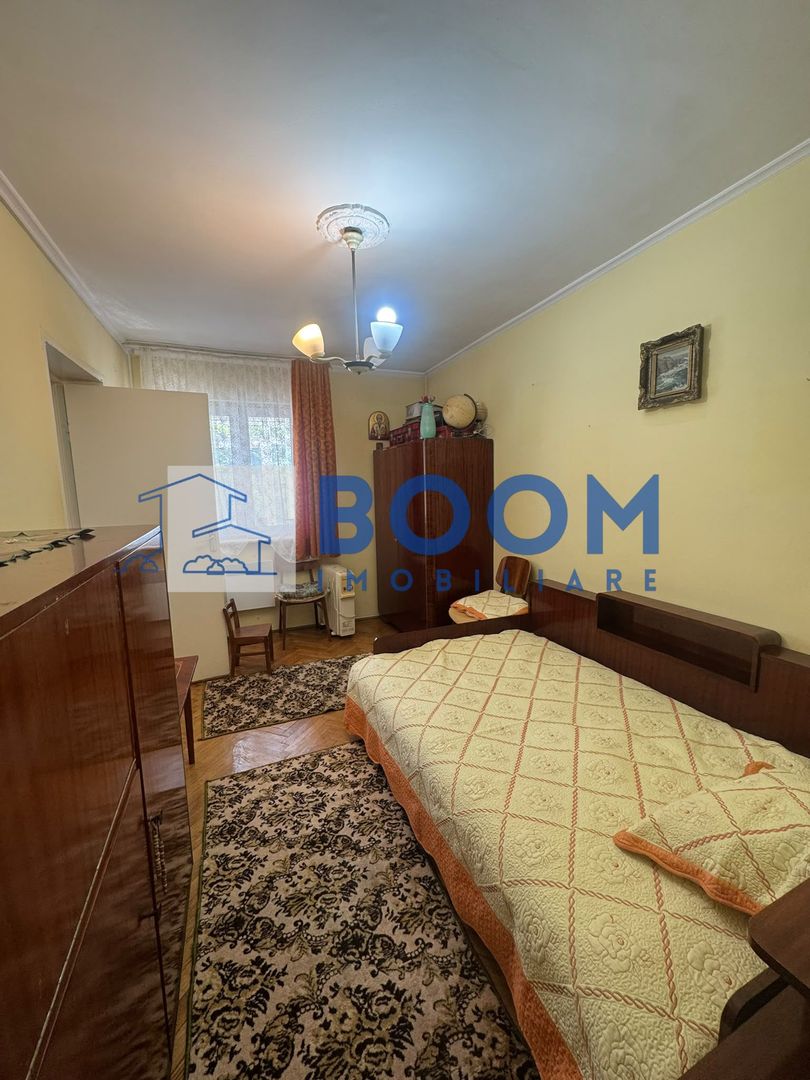 Apartament 2 camere etaj 2 | Traian Spital nr 2 | Mutare imediata - Poză 1