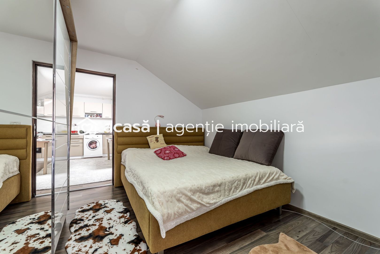 Mansardă cu 2 dormitoare și loc de parcare - 0% COMISION - Poză 2
