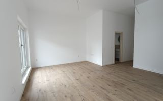 Apartament luminos, ideal locuință sau birou ,parter, 2 locuri parcare - Poză 2