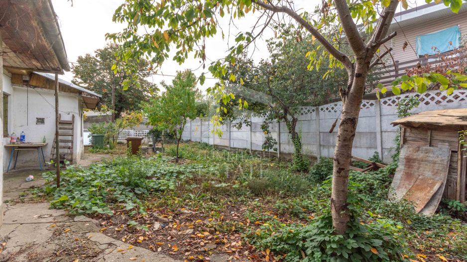 Straulesti - str. Pietrosita nr. 10, Casa demolabila cu teren 388 mp - Poză 7