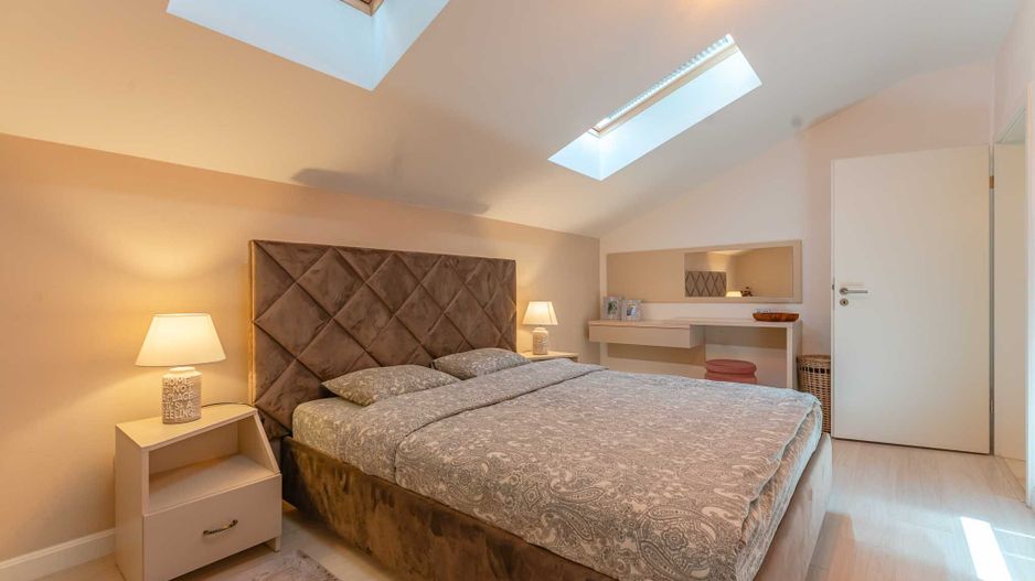 Locuință modernă cu loc de parcare, disponibilă în Sânpetru Residence - Poză 14