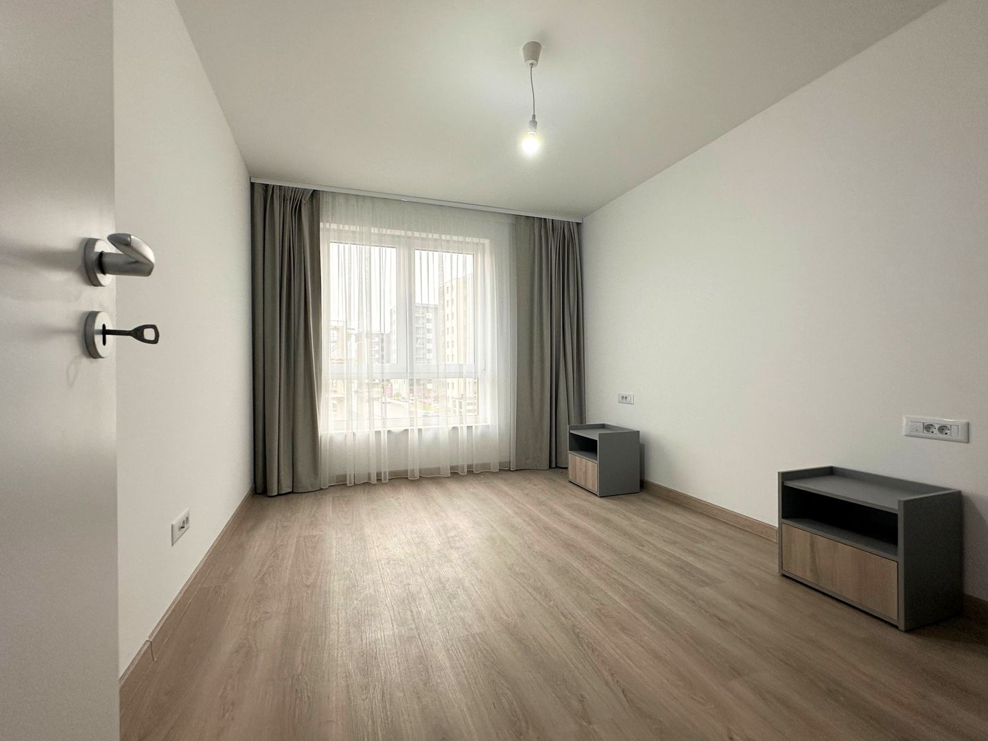 Apartament modern cu 3 camere în zona Coresi ROKMAN confort și exclusivitate - Poză 19