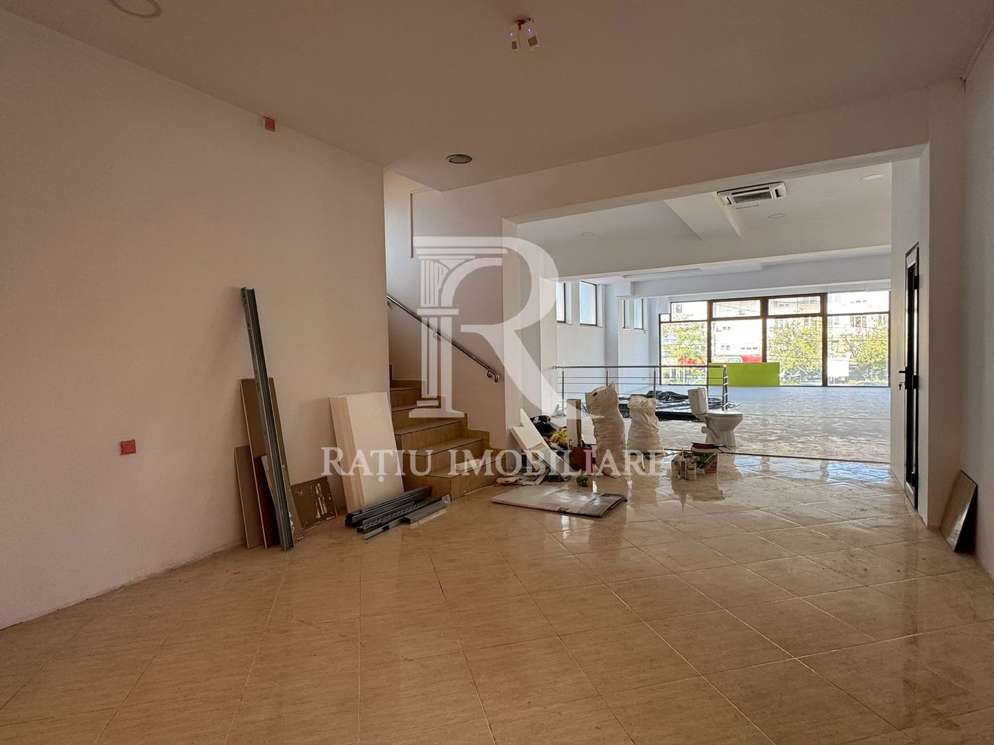 De inchiriat | Spatiu Comercial 150 MP | Iosia - Poză 2
