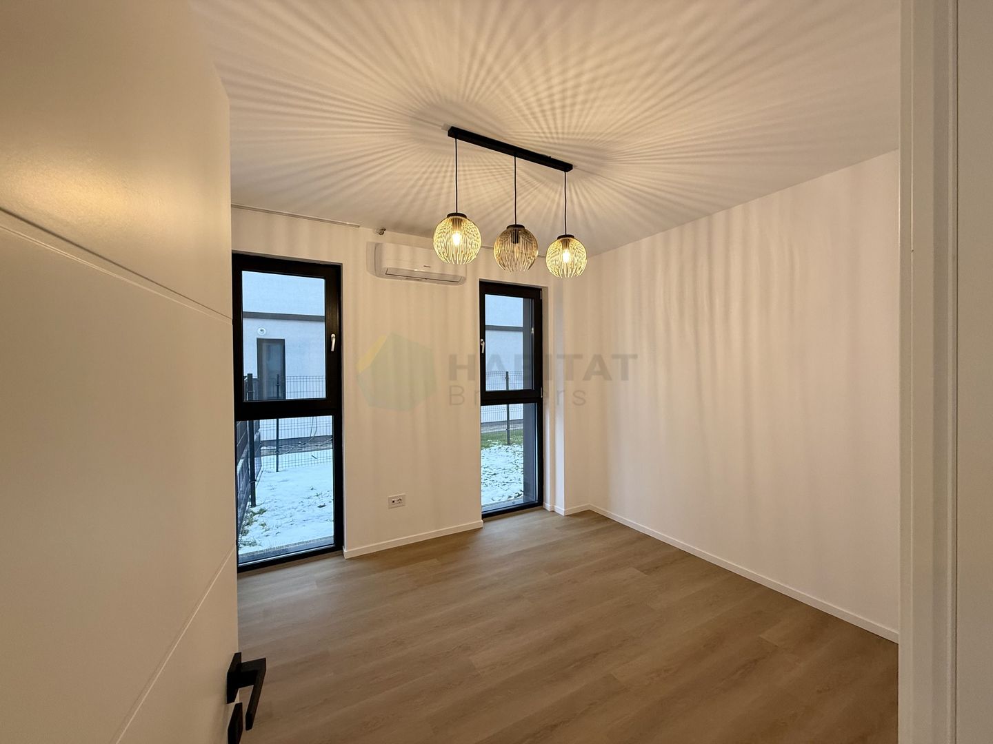 Vila finalizata in Complex Rezidential - Poză 10