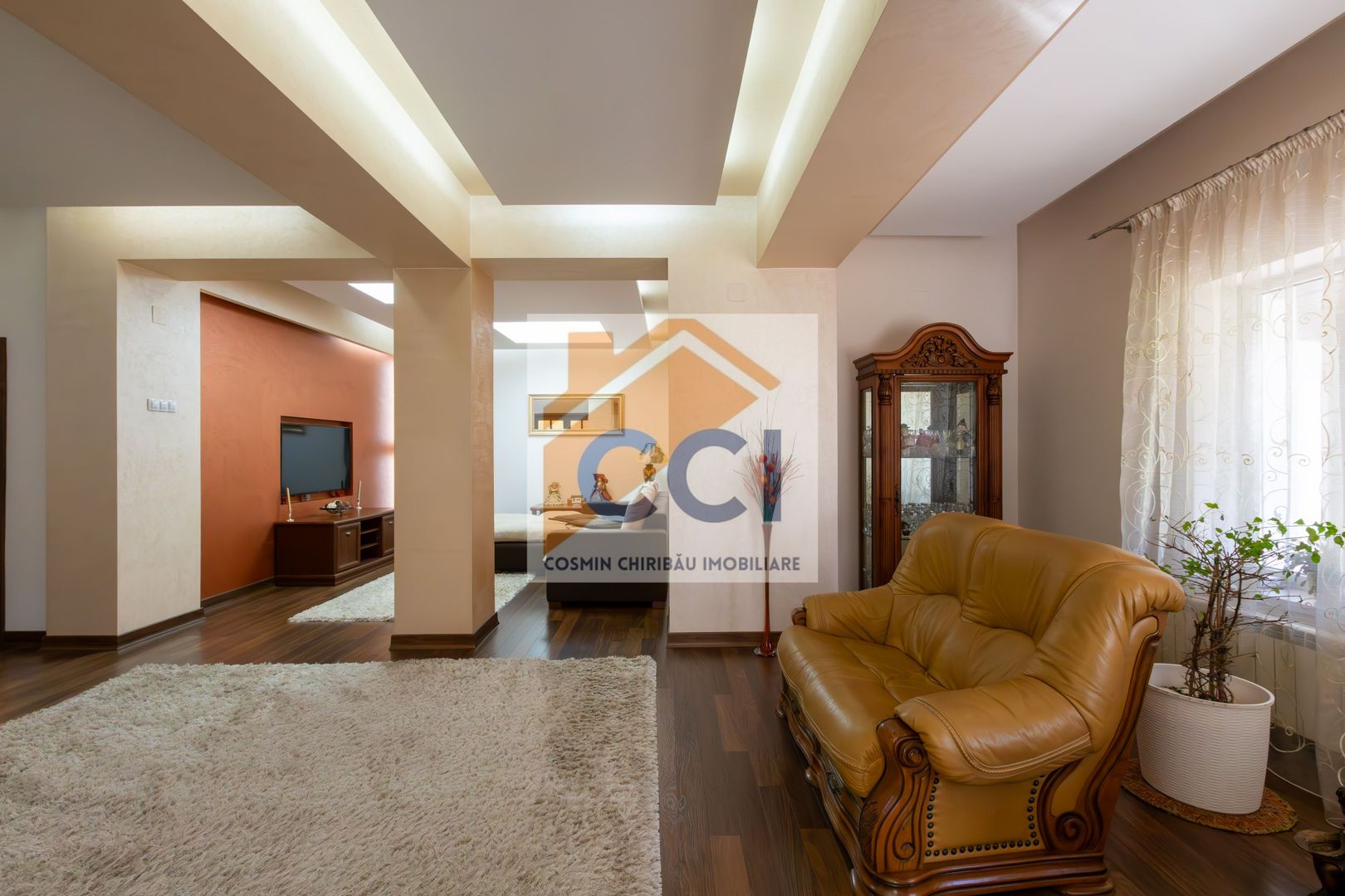 Proprietate exclusivistă ultracentrală -eleganță, spațiu și rafinament - Poză 12