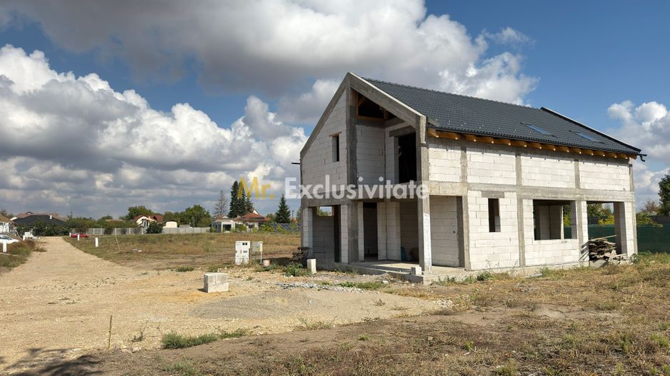 Casă in construcție P+M, Teren 565 mp - Str. George Enescu - Carei - Poză 5