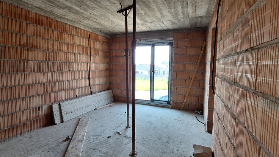 Locuinta individuala la cheie -teren de 661mp - Poză 38