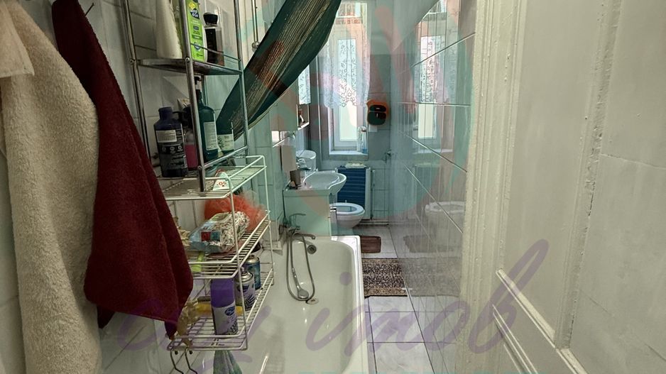 Locuinta din perioada antebelica in Armeneasca - Poză 11