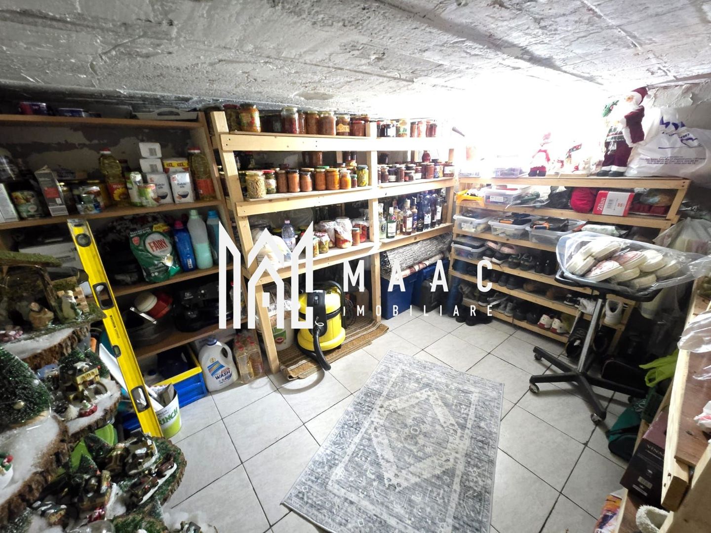 Casa 7 camere 3 bai 2 intrari Zona Garii - Poză 35