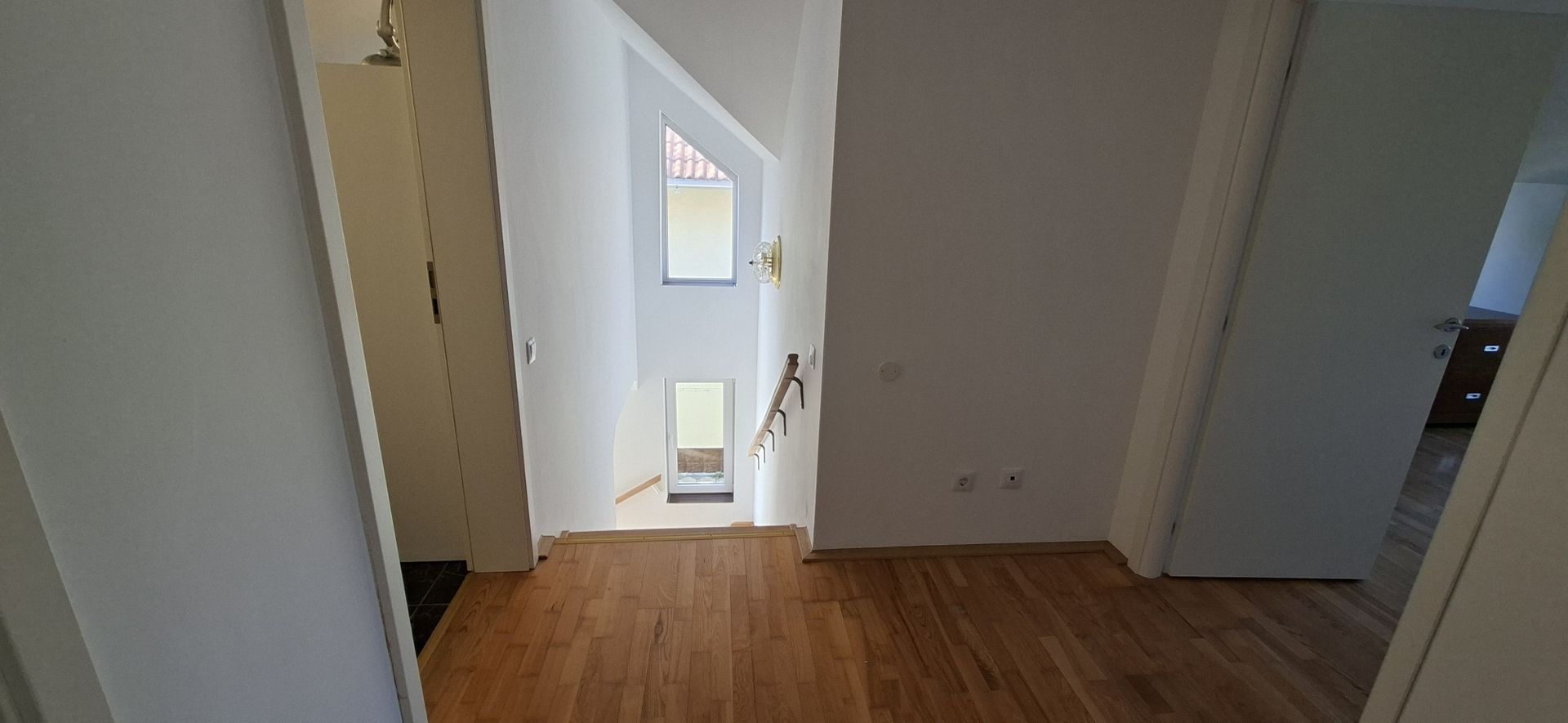 Casa individuala cu 4 camere - zona Kaufland/Dumbravita - Poză 22