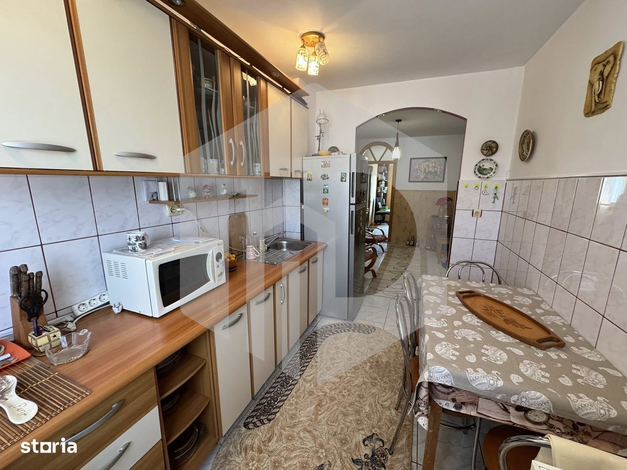 Apartament cu 3 camere / balcon / pivnita / zona Valea Aurie - Poză 3