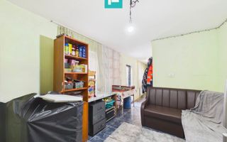 Casă P+E cu două apartamente, zona Drăgășani - Poză 5