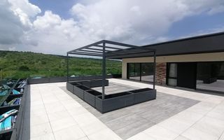 Casa  Exclusivista cu piscina si 1200 mp de teren, in Cisnadie - Poză 7